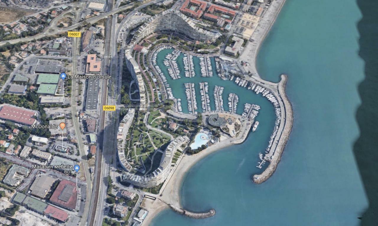 ヴィルヌーヴ・ルベPort Marina Baie Des Angesアパートメント エクステリア 写真
